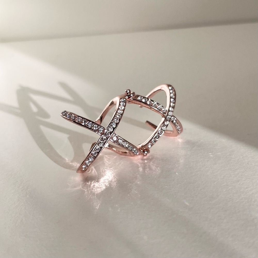New Rose gold double x ring